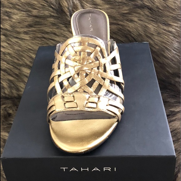 Tahari Shoes - TAHARI Sandals Stunning 👠 ✨NWB✨